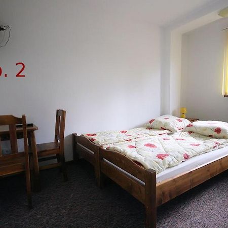 Hôtel Osrodek Wczasowy Kasztel à Niedzica Extérieur photo